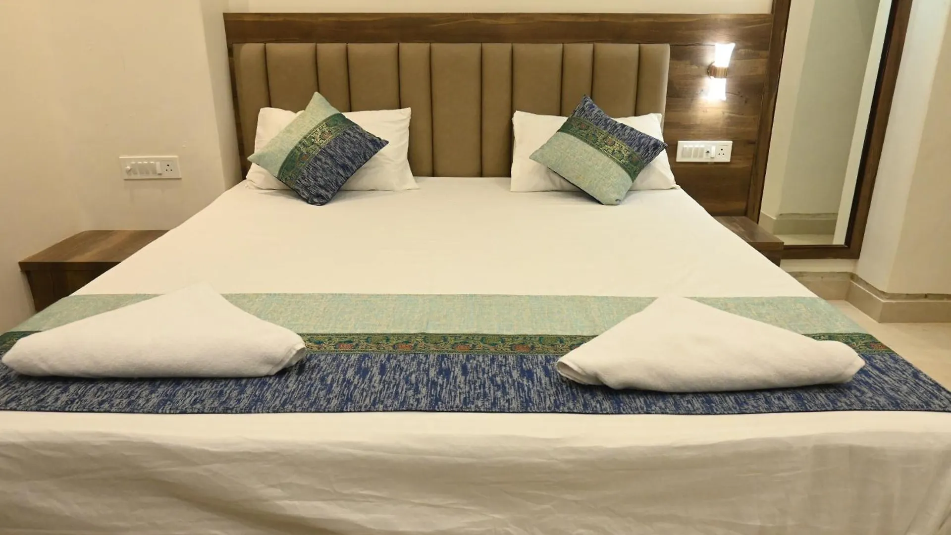Hotel Manan Homestay Waranasi