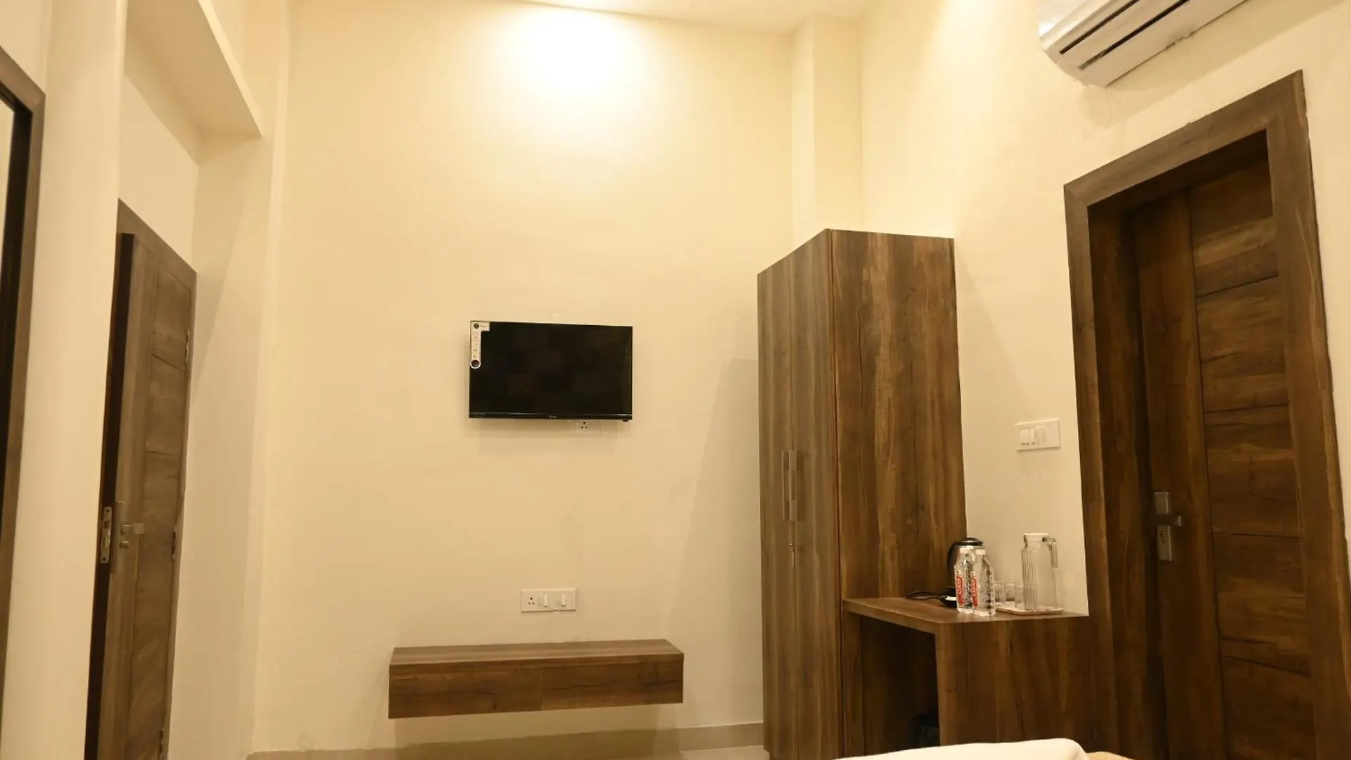Hotel Manan Homestay Varanasi